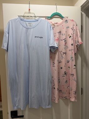 Set of 2 Joyspun Gowns